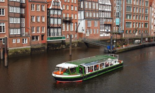 eutsches Hafenmuseum-hafenrundfahrt-hamburg-barkasenfahrt-hamburg