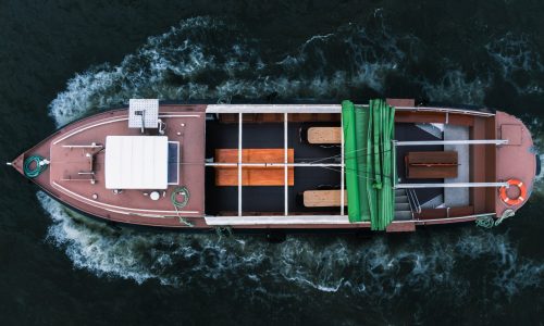 theater im hafen-hamburg-hafenrundfahrt-hamburg-barkassenfahrt-hamburg